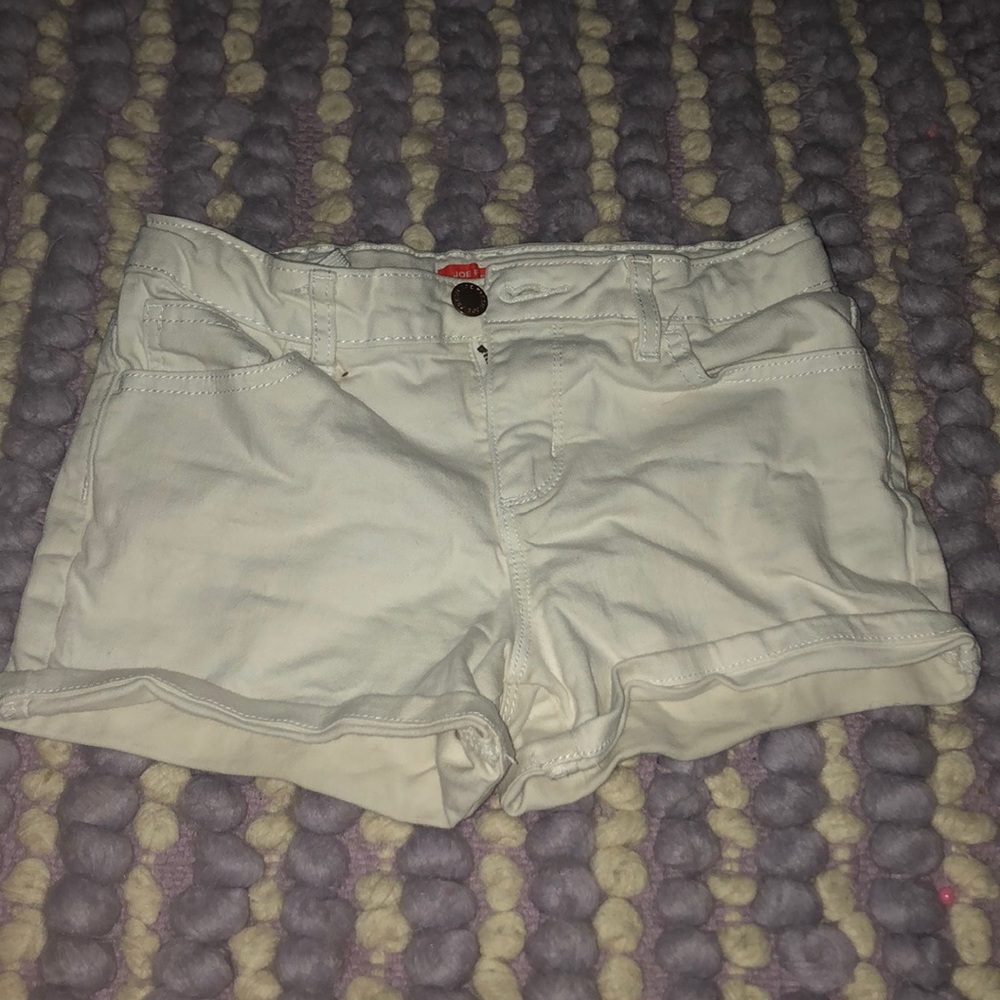 kids white jean shorts !! 🦋